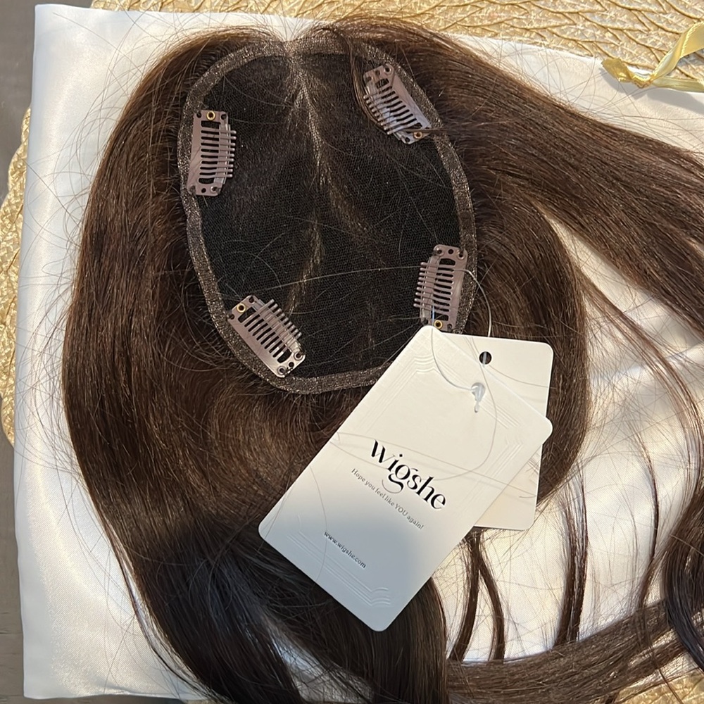 Wigshe Mini Topper in Chocolate Brown